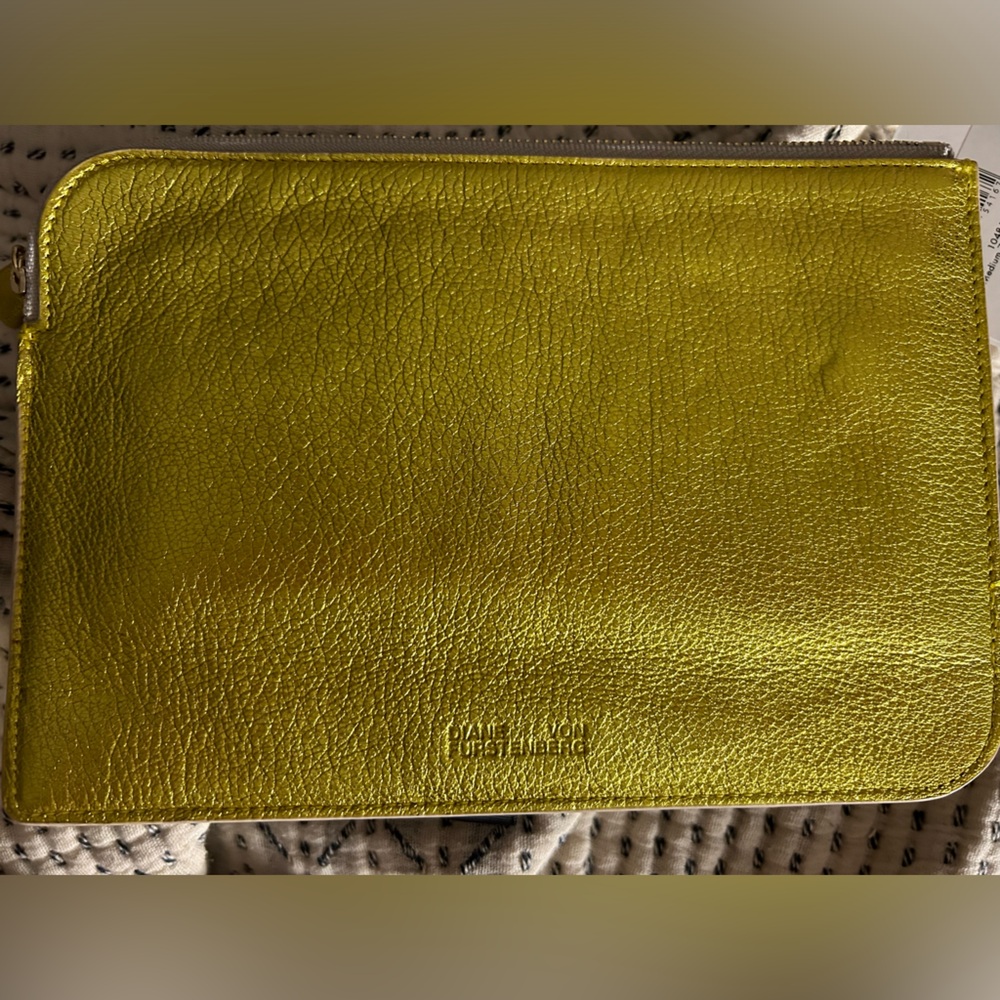 NWT Diane Von Furstenberg Metallic Medium Pouch